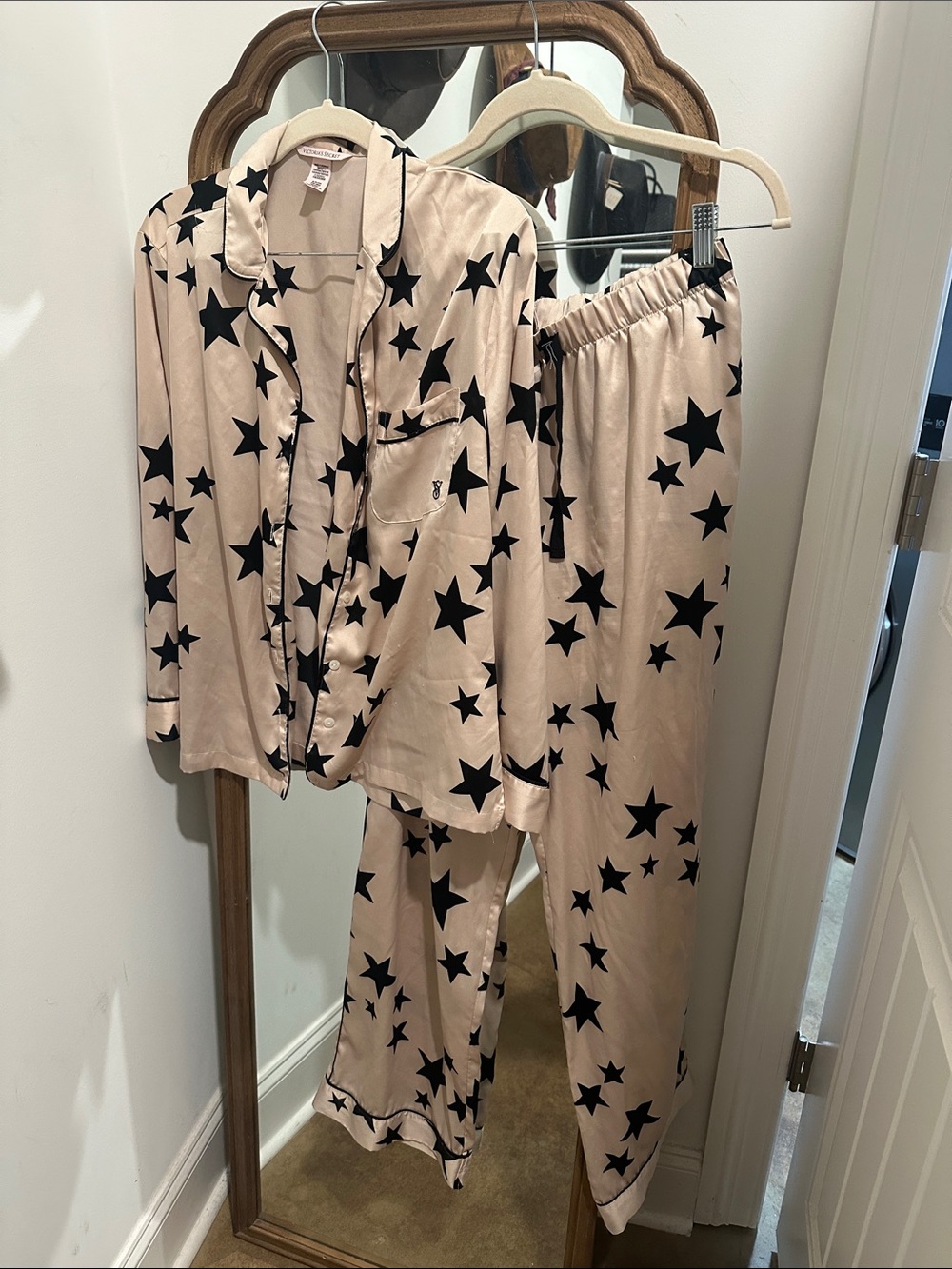 Victoria’s Secret star pajama set tan and black small